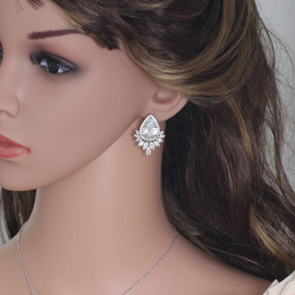 Dove Jewellery Set - Image 2